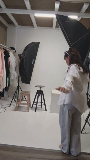 Le nouveau studio est ouvert 🥰
Du lundi au samedi et parfois même le dimanche à certaines occasions on peut se le dire !
De 9h30 à 16h30 la plupart du temps 🤍
Si t'as besoin d'une photographe pour toi , pour immortaliser ta grossesse , la naissance de ton bébé , un moment en famille, contacte moi 😍🤍
www.missjuliephotographie.com